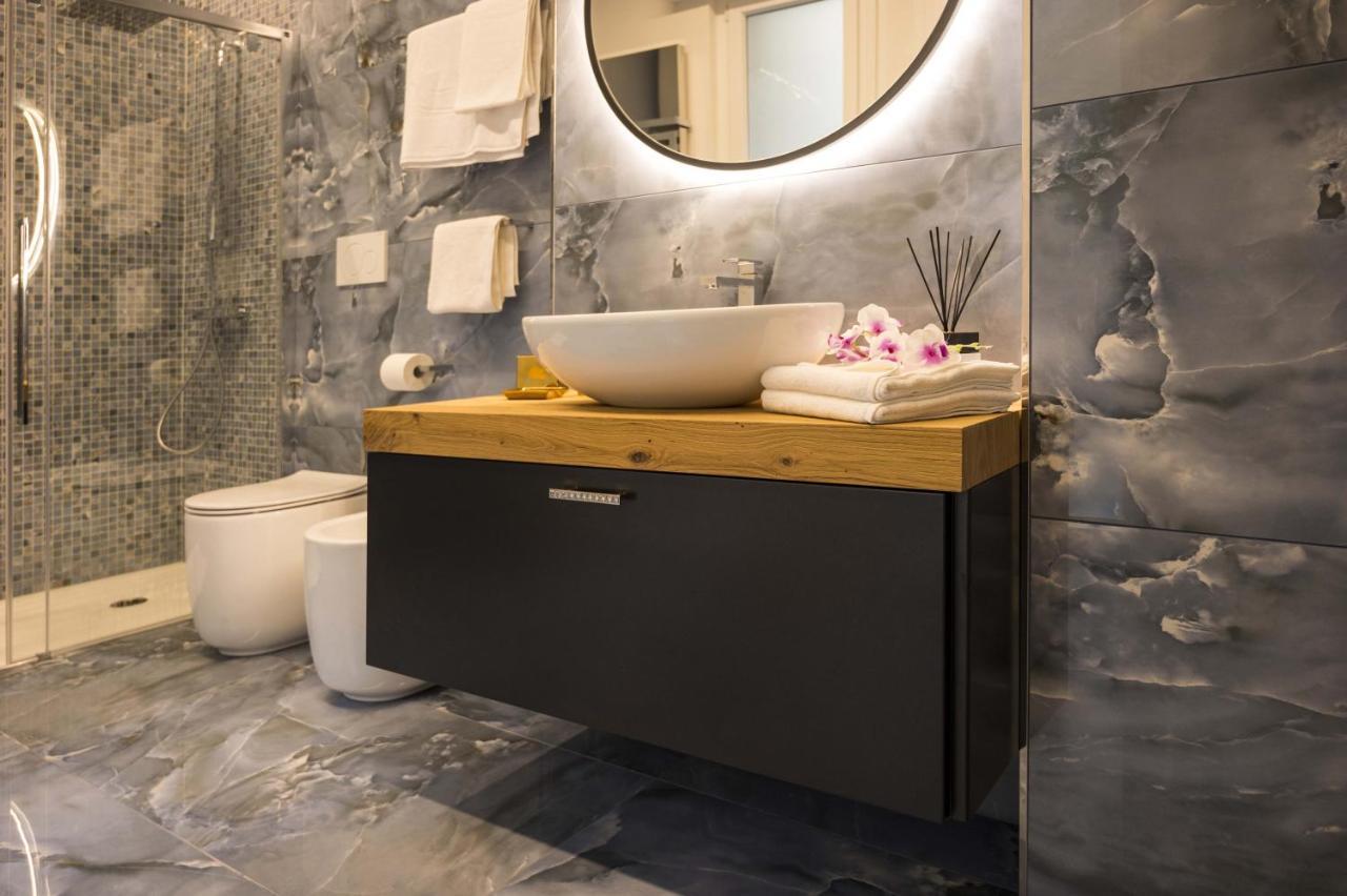 Vipverona Luxury Apartment - Royal Welcome Exteriör bild