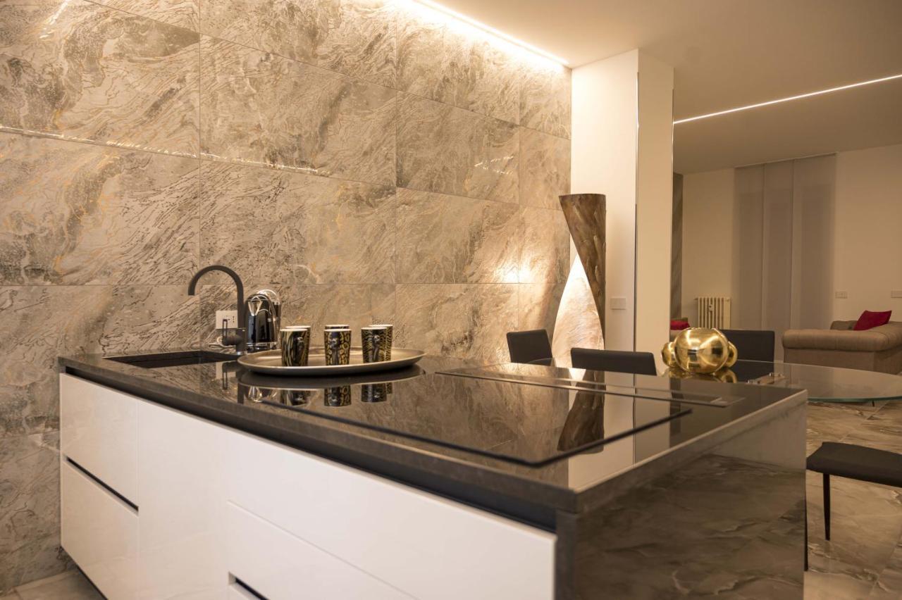 Vipverona Luxury Apartment - Royal Welcome Exteriör bild