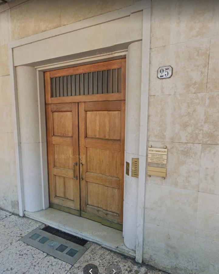 Vipverona Luxury Apartment - Royal Welcome Exteriör bild